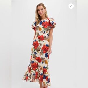 Tuckernuck Crimson Poppy Cotton Linen Elodie Dress
Size 8